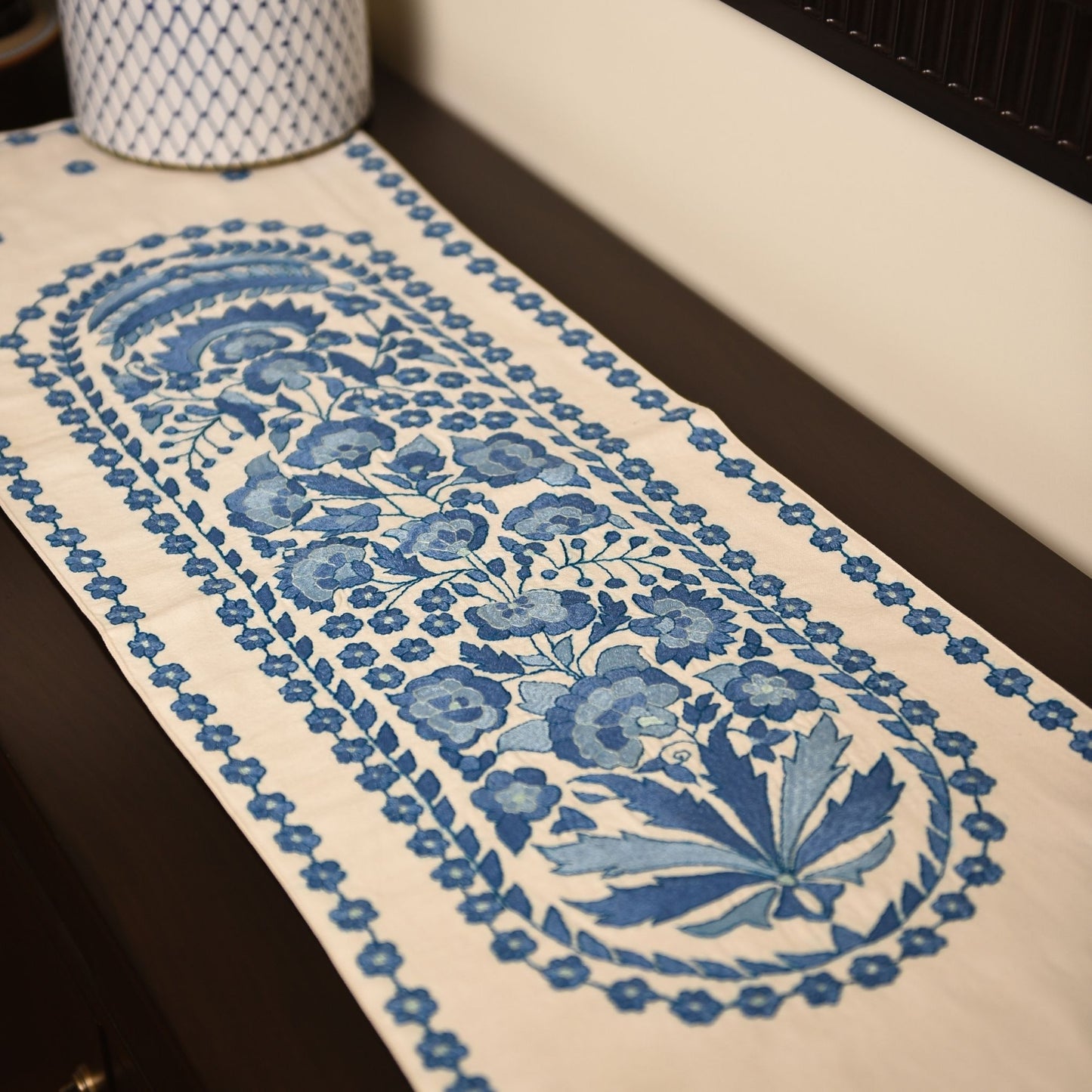 Ocean Thread Runner
