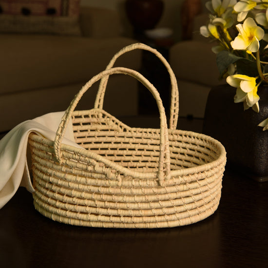 Palm Carry Basket