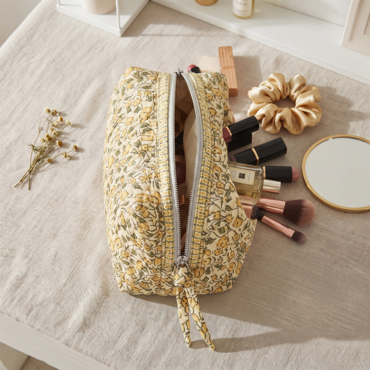 Block & Bloom Pouch