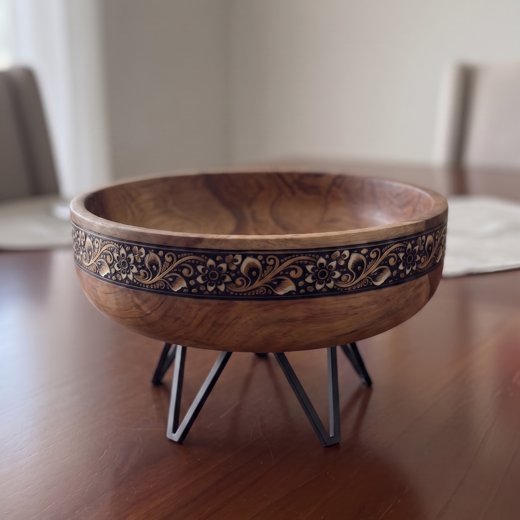 Terra Bowl Set with Metal Stand