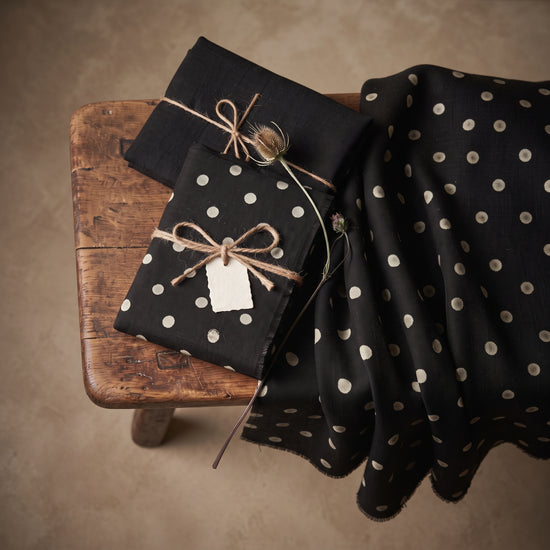 Black Modern Heirloom - Karandi