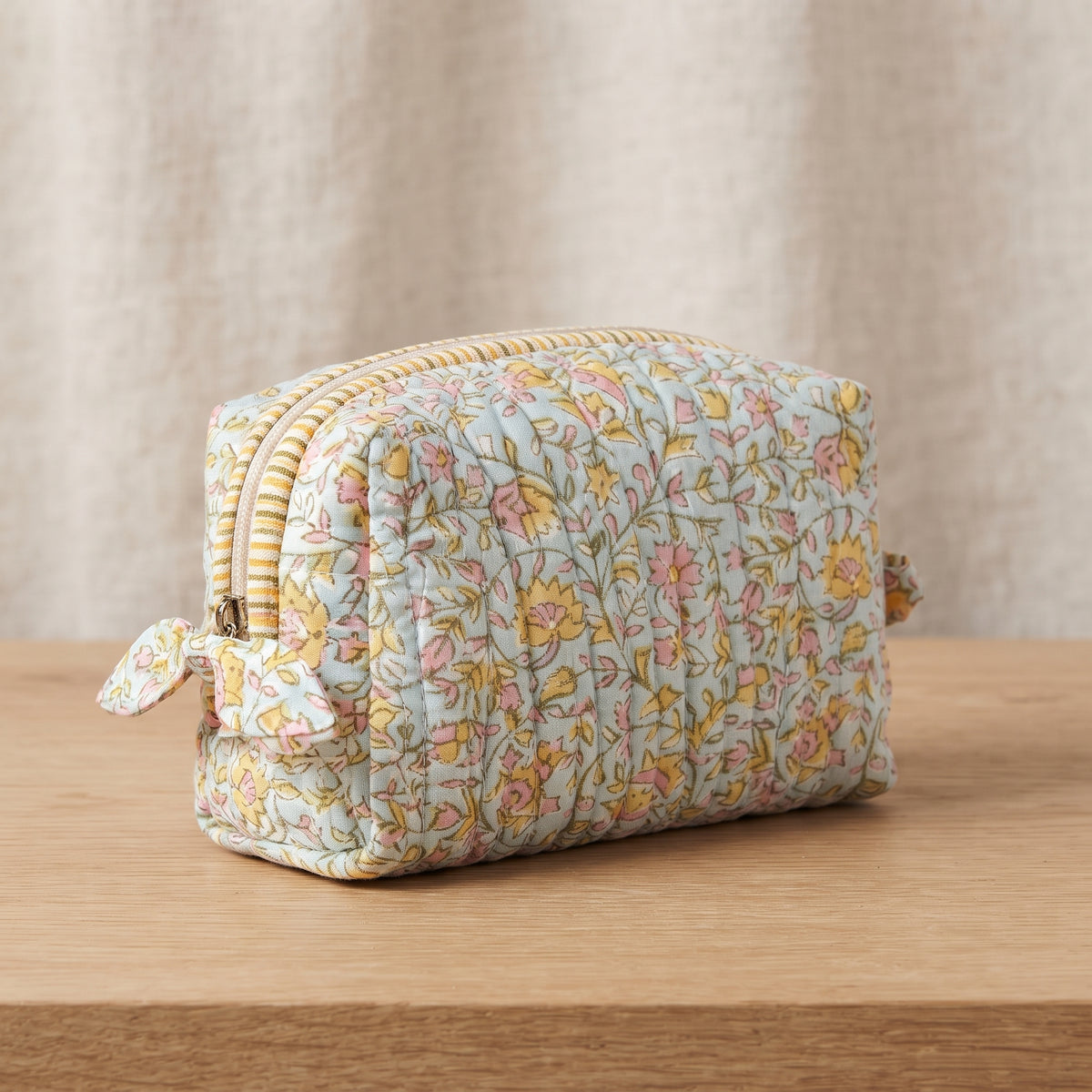 Heritage Hug Pouch