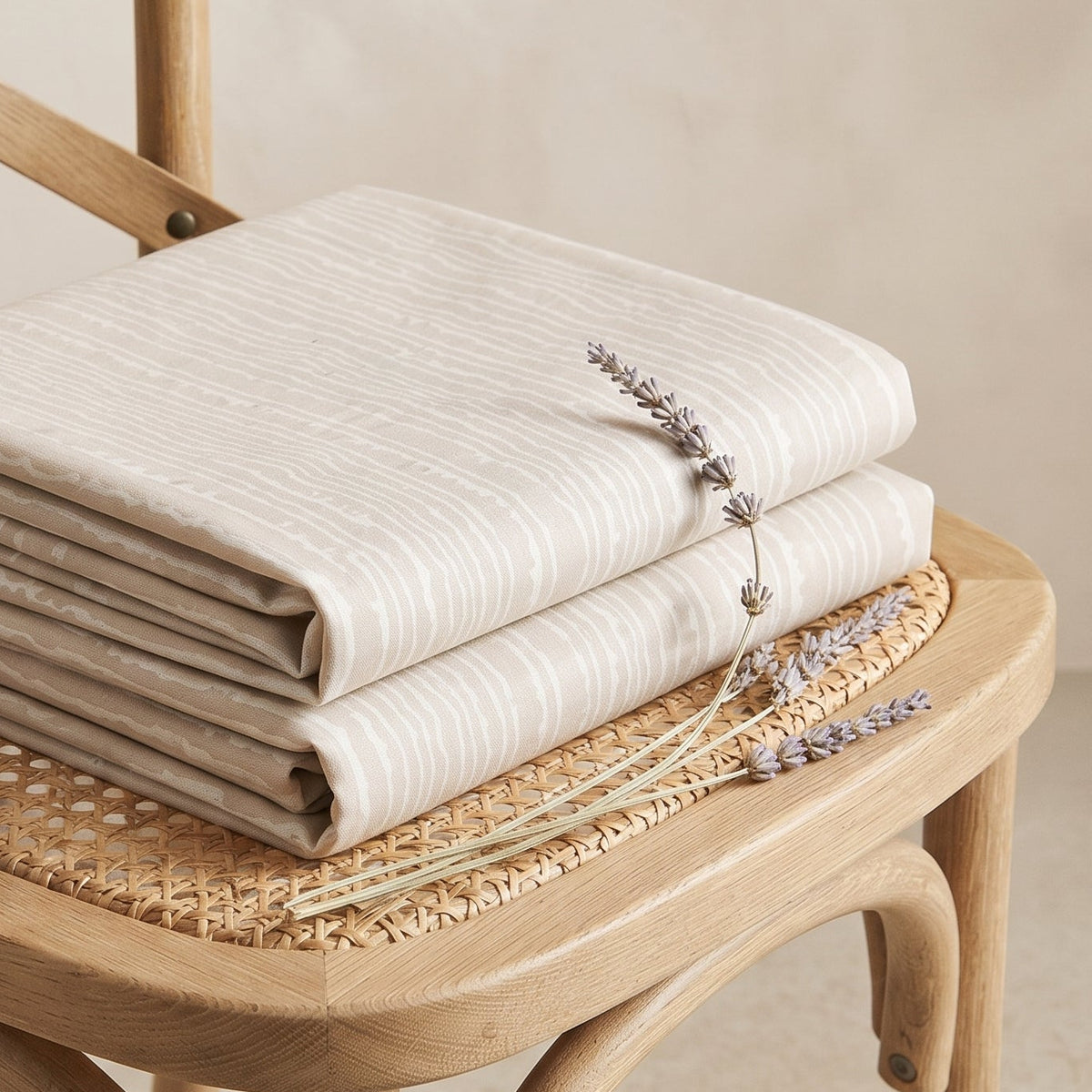 Line Theory - White