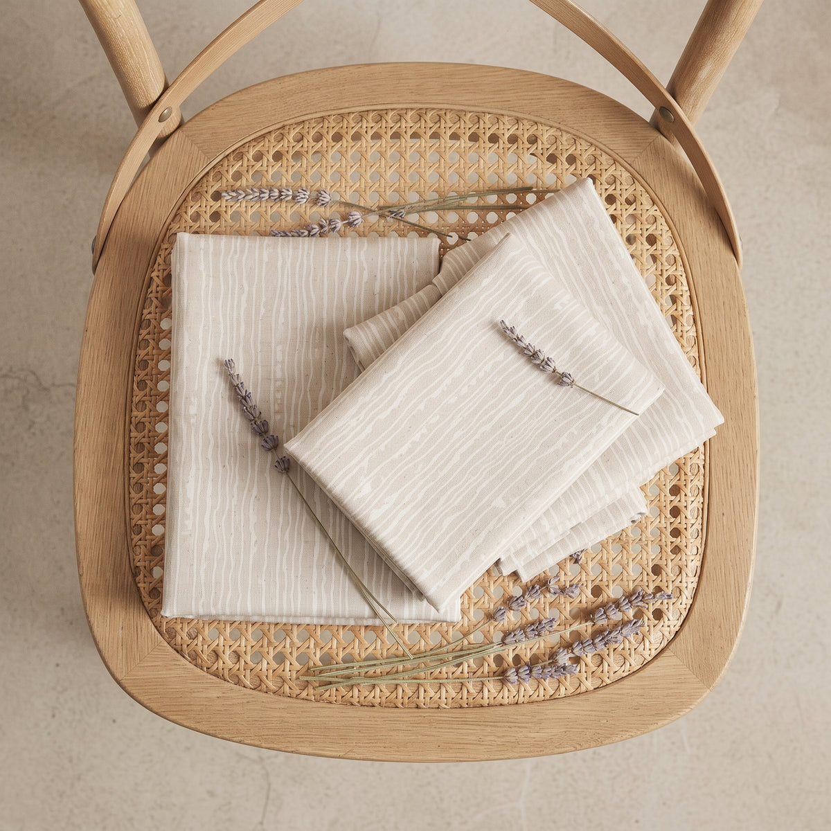 Line Theory - White