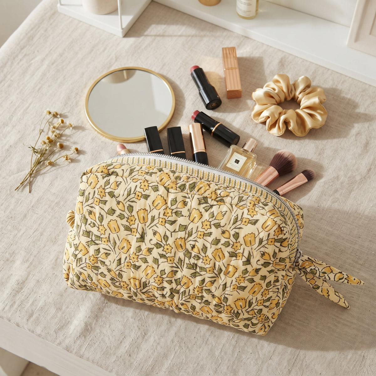 Block & Bloom Pouch