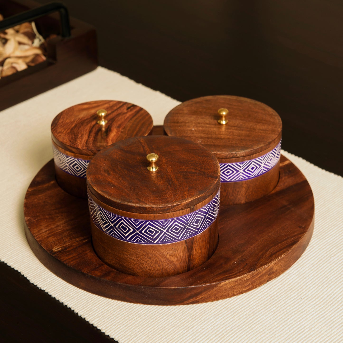 Royal Naqshi Dry Fruit Set