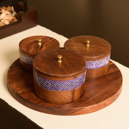 Royal Naqshi Dry Fruit Set