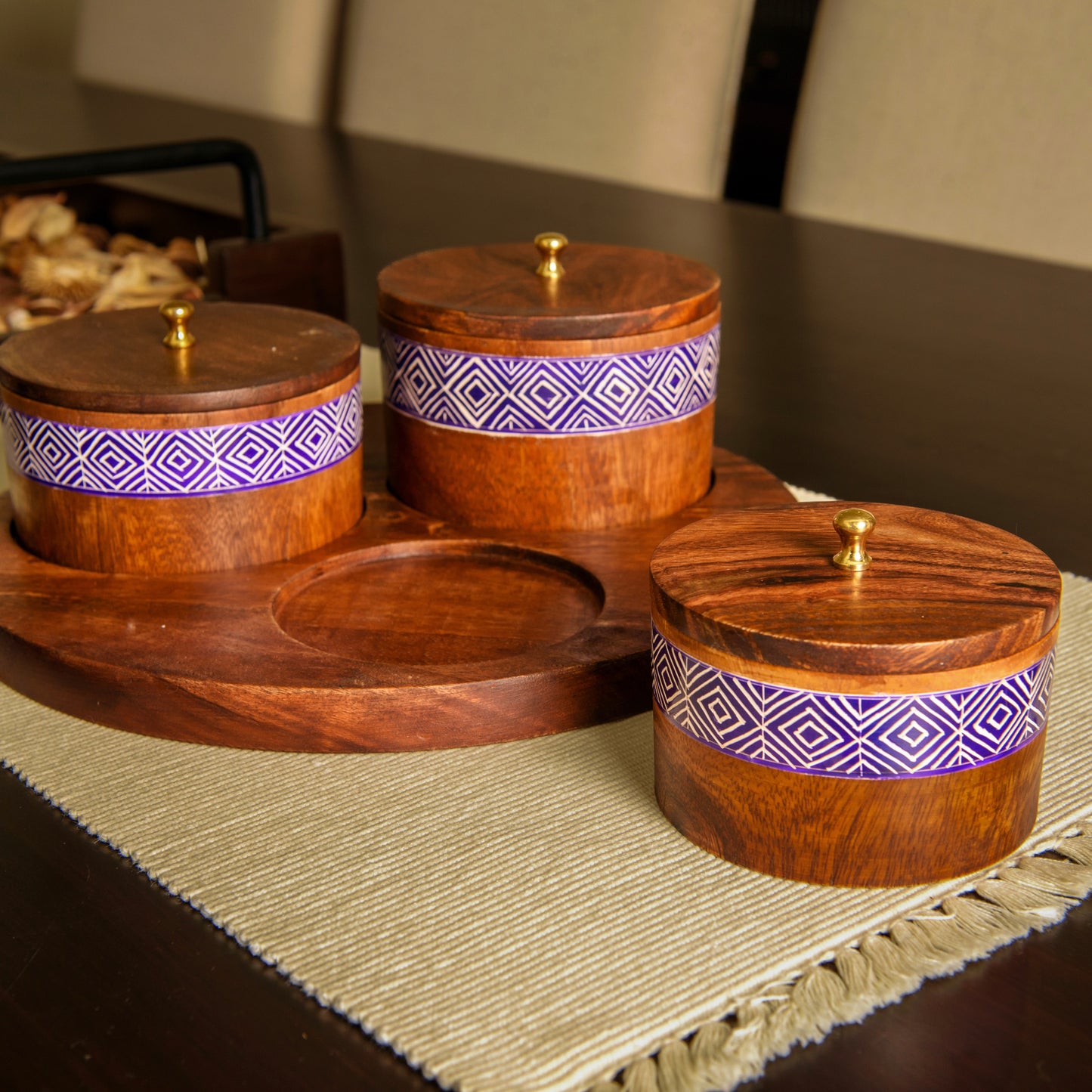 Royal Naqshi Dry Fruit Set